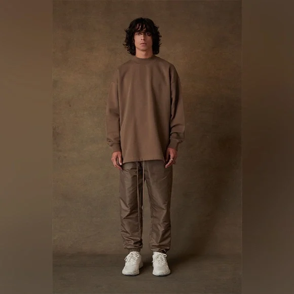 Fear of God ESSENTIALS Relaxed Crewneck in WoodMedium